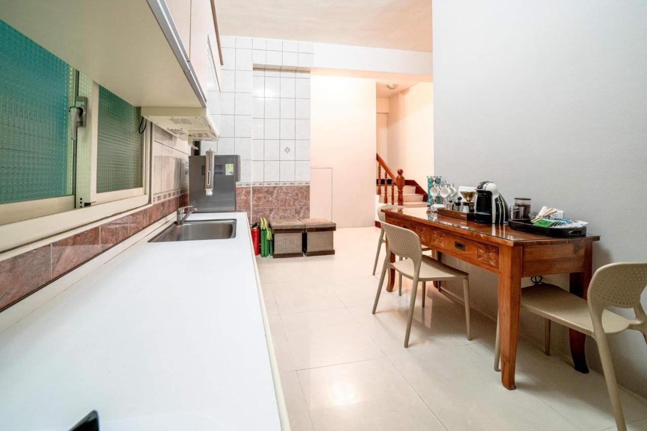 Wind Blown Homestay Hualien Extérieur photo